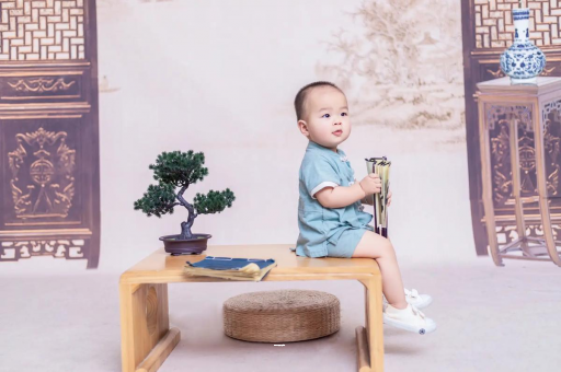 杭州宝宝几个月可以笑出声